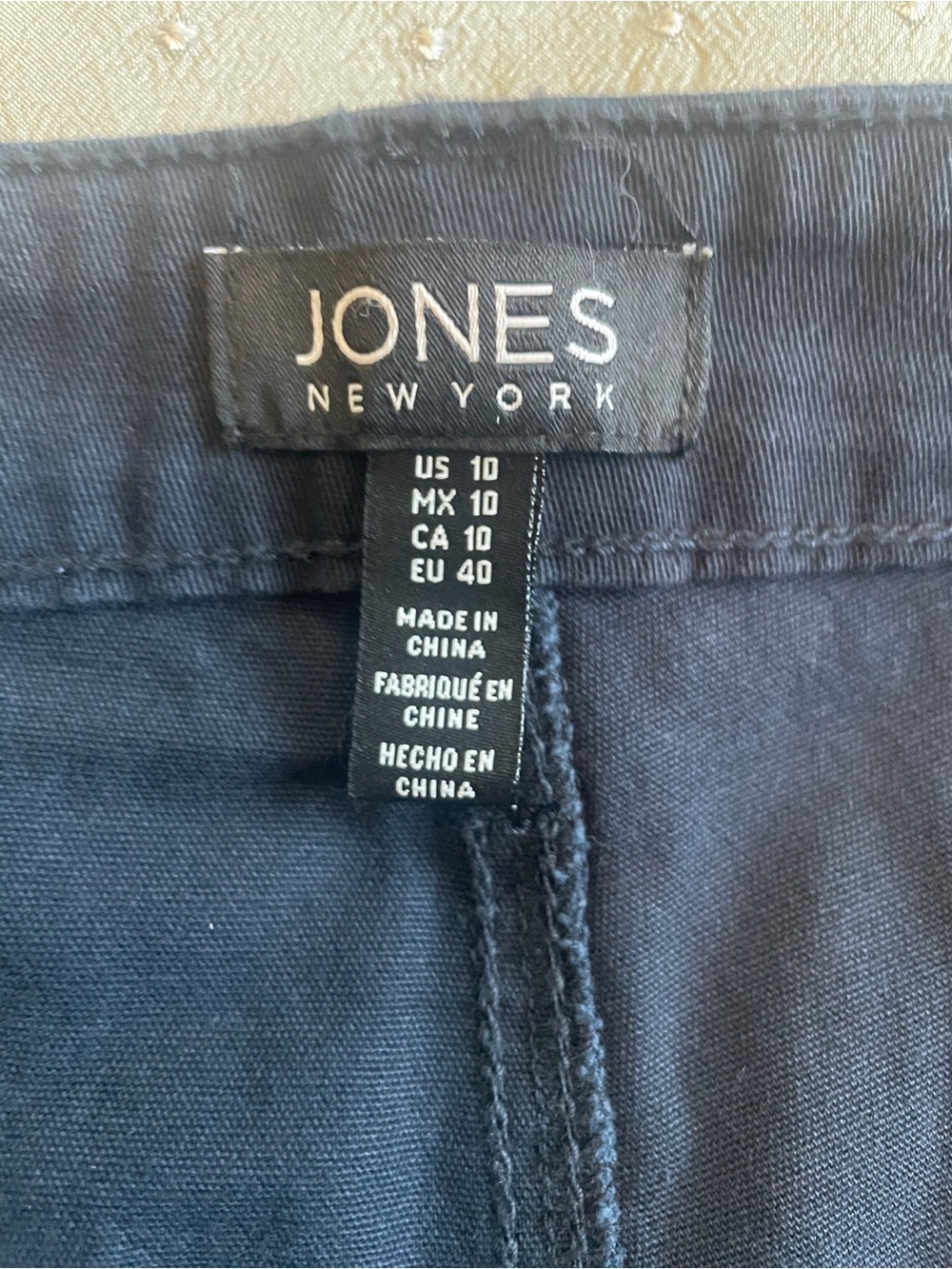 Jones New York Dark Navy Women's Casual Bermuda Shorts size 10 - Picture 2 of 10